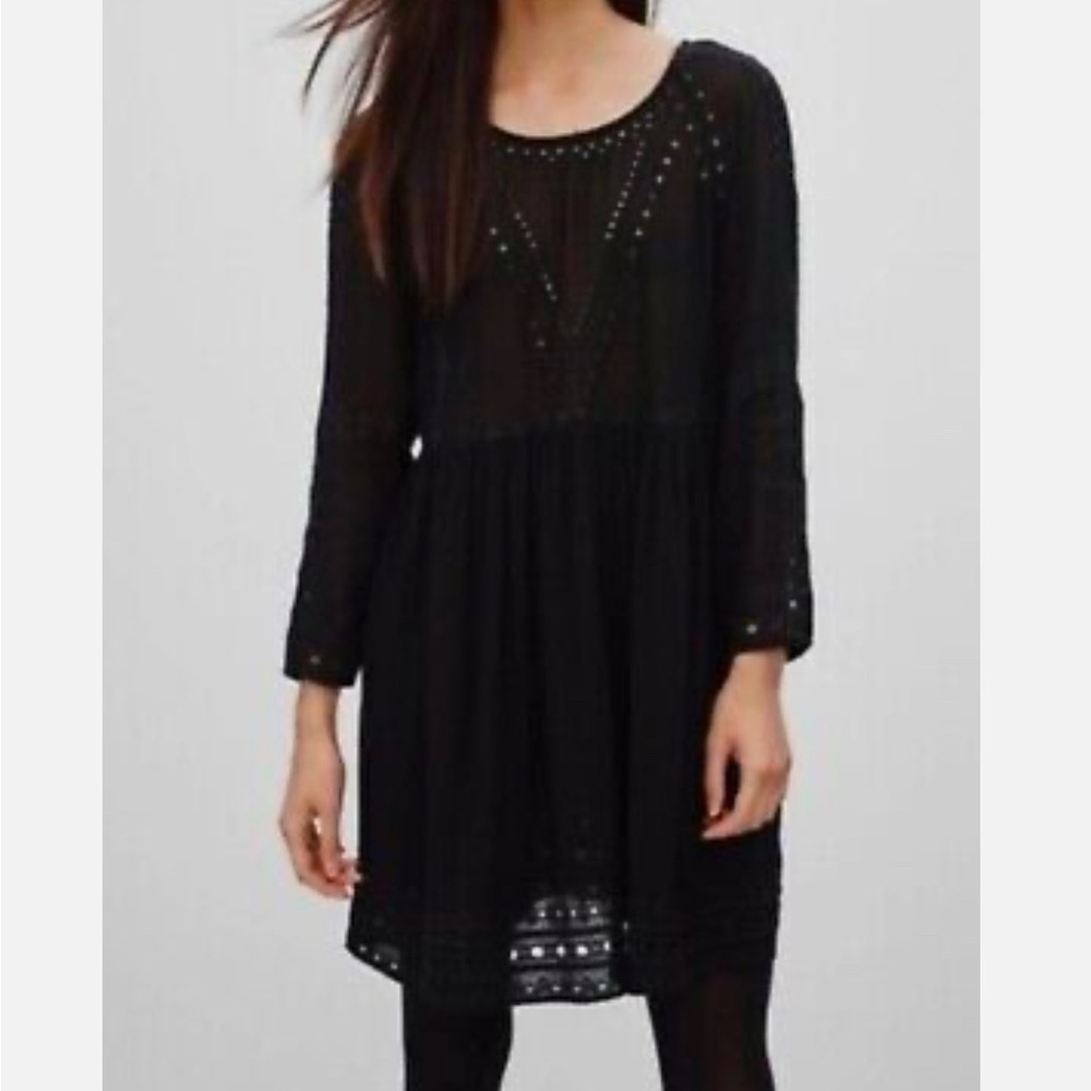 Aritzia Wilfred Loisel Dress Eyelet Embroidered Boho Aztec Geometric Black